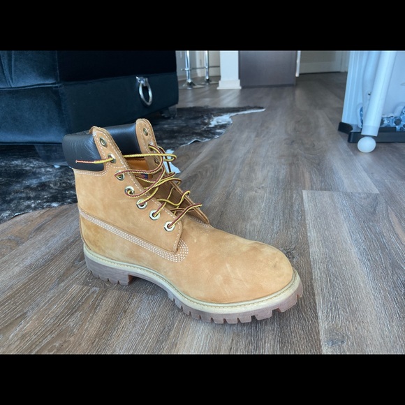 Timberlands - Picture 2 of 4